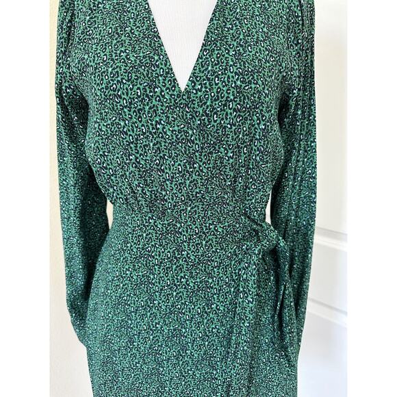 Sanctuary Micro Leopard Printed Wrap Mini Green Dress Party Cocktail NWT Size 4 - Picture 11 of 12